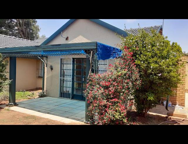 3 BEDROOM PROPERTY TO RENT IN WITPOORTJIE